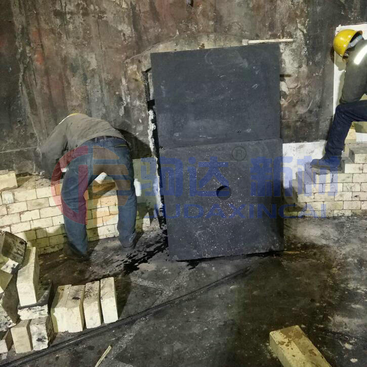 ��ʯī�Y(ji��)��̼����u
