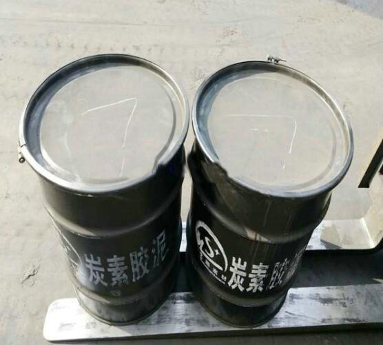炭素膠泥